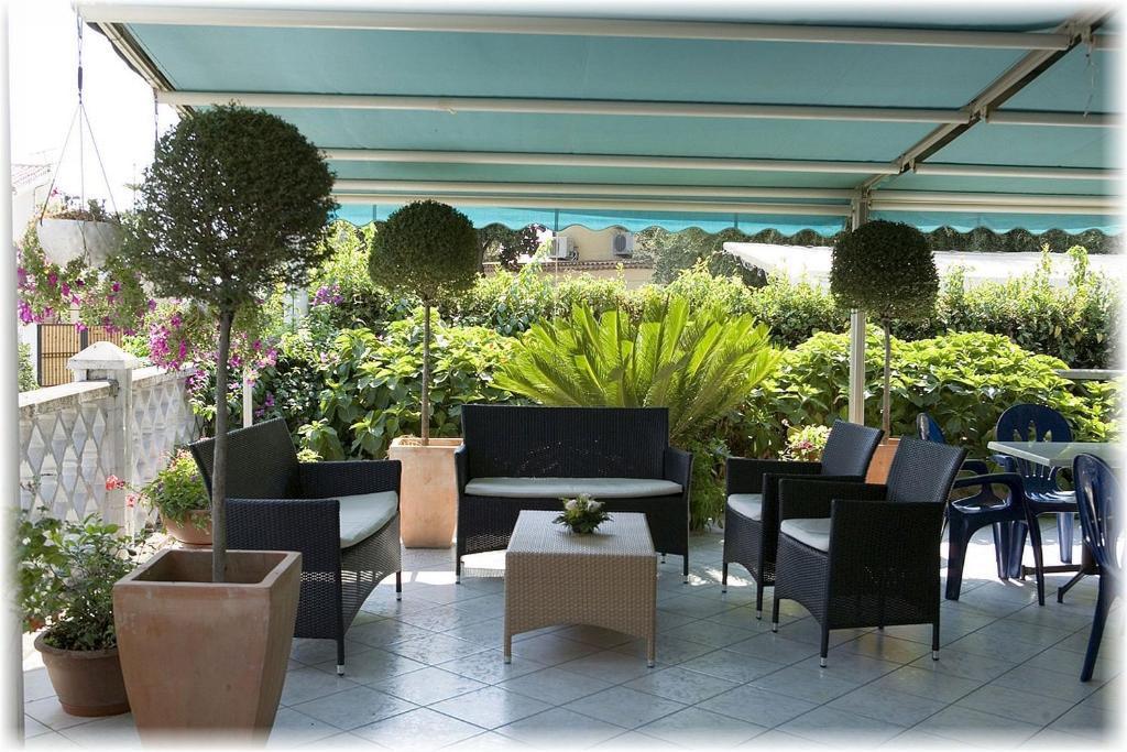 Hotel Ristorante Cavaliere Scario Εξωτερικό φωτογραφία