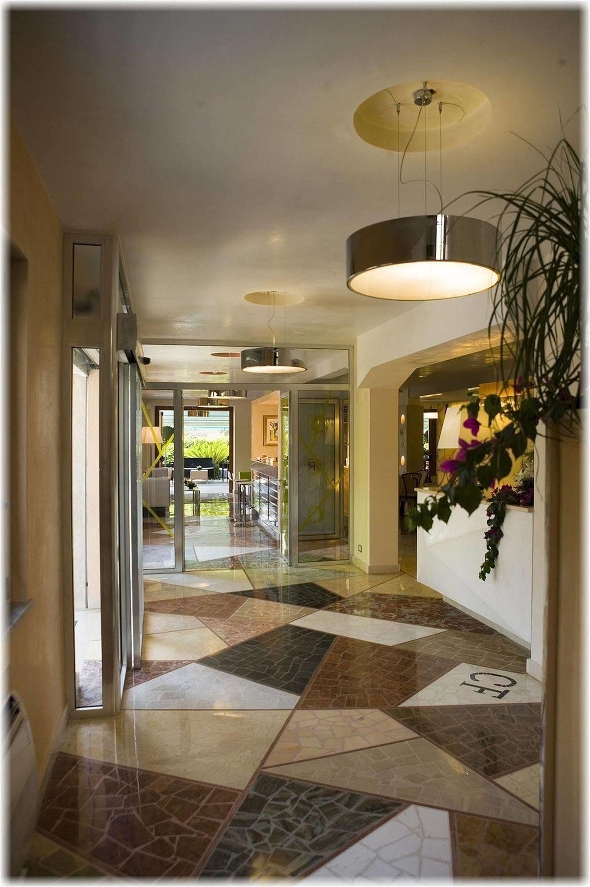 Hotel Ristorante Cavaliere Scario Εξωτερικό φωτογραφία